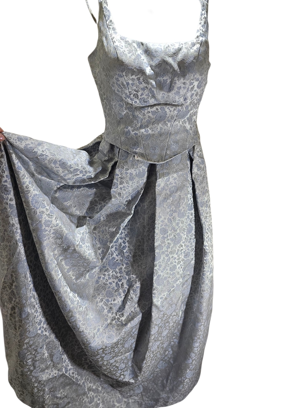 Elegant Silver-Gray Brocade Evening Dress - Picture 1 of 5